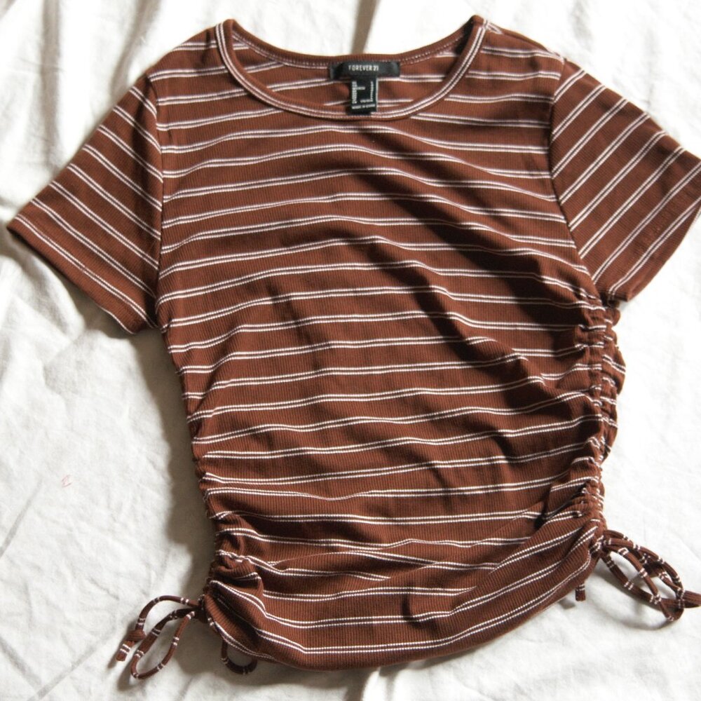 Forever 21 Large Brown and White Ribbed Top